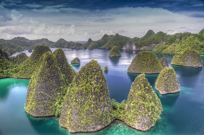 Khó khăn trong vận tải liên đảo Indonesia: Sự kết hợp giữa đường bộ, đường biển và đường hàng không