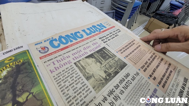 Bao chi Cach mang anh 10