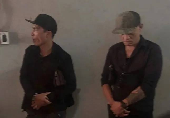 Rut sung de doa,  Tai xe,  Tren deo Da Trang anh 1