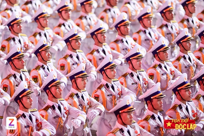 Ảnh luyện diễu binh A80