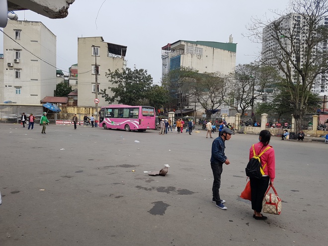 nguoi dan do ve thanh pho sau Tet anh 3