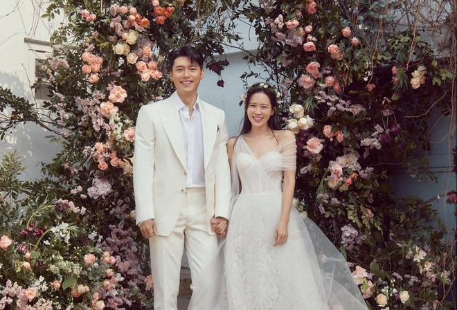 Cô dâu lộng lẫy với váy cưới Hàn Quốc - Ngôi sao