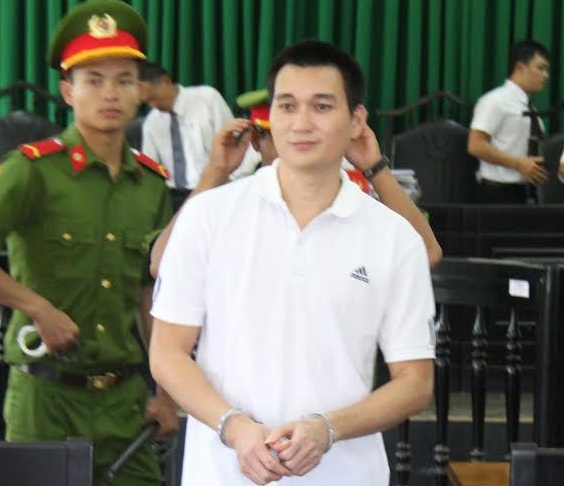Cong an lua chay viec anh 1