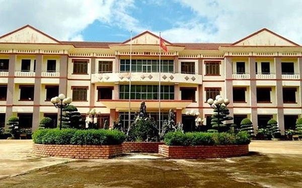 Dak Nong ky luat nhieu can bo anh 1