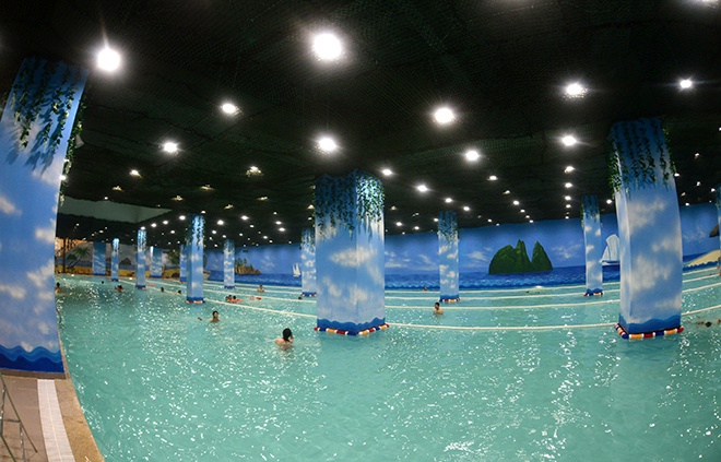 Hình ảnh bể bơi trong nhà lớn nhất Việt Nam - Kinh doanh