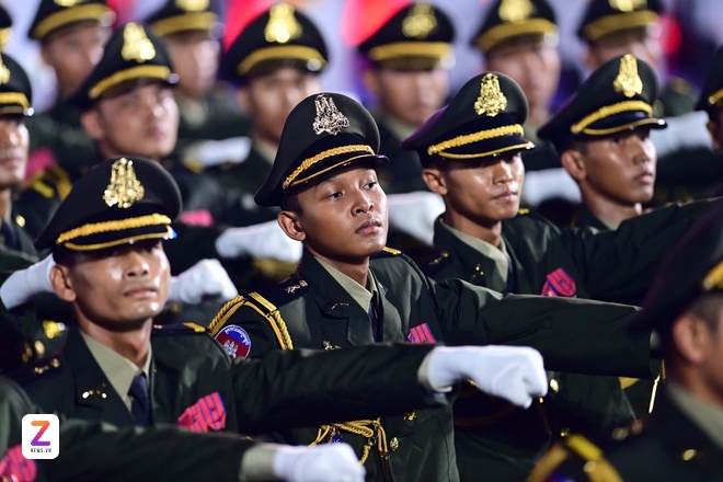 so duyet dai le 30/4 anh 47