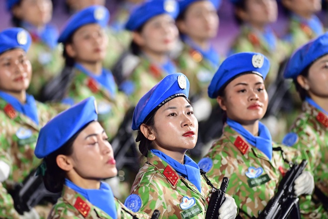 so duyet dai le 30/4 anh 52