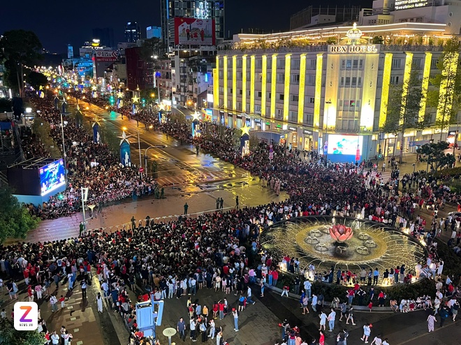 so duyet dai le 30/4 anh 38