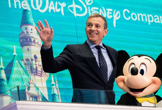 Chủ tịch Disney Bob Iger kiếm và tiêu tiền xa xỉ như thế nào - Doanh nhân