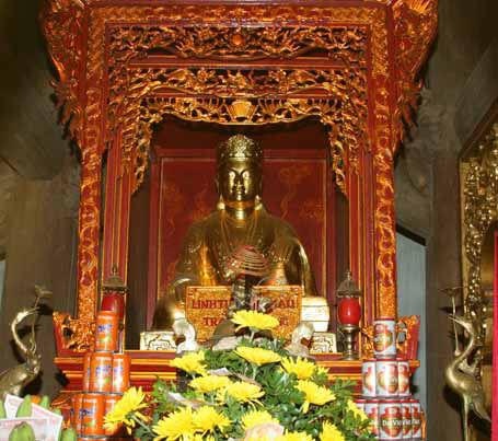 Nữ hoàng đế đầu tiên của Việt Nam là ai? Giải đáp chi tiết