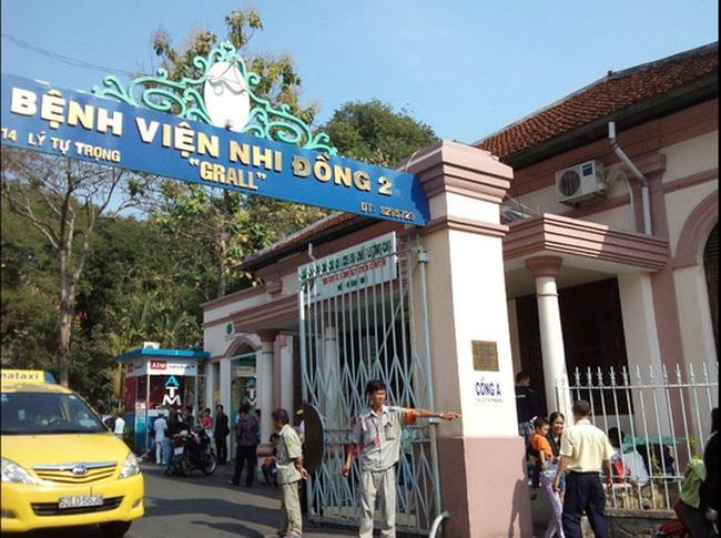 be gai 3 tuoi tu vong tai vien anh 1