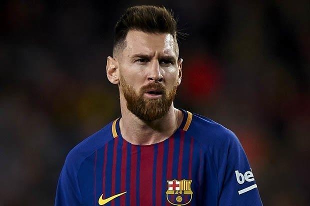 Messi roi Barca anh 16