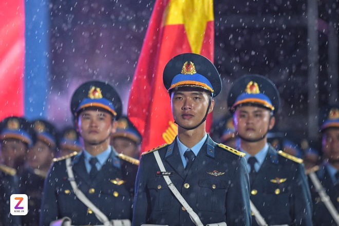 so duyet dai le 30/4 anh 32