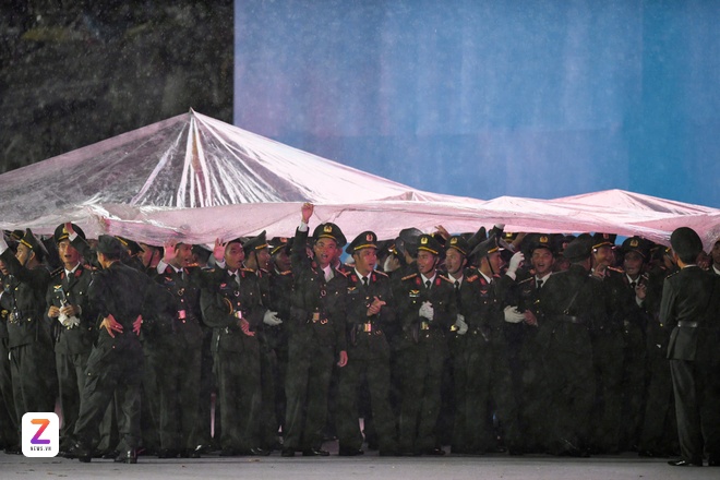 so duyet dai le 30/4 anh 33