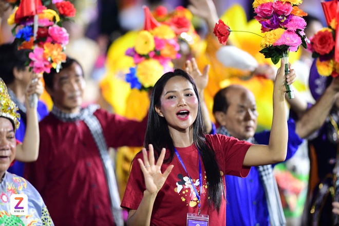 so duyet dai le 30/4 anh 50