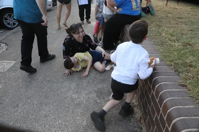 Australia, xa sung, Sydney, so tan anh 2