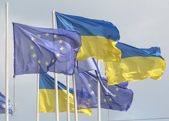 EU thống nhất triển khai khoản 90 tỷ Euro cho Ukraine | Znews.vn