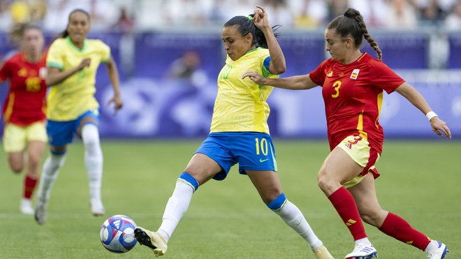 Marta khoc nuc no anh 5