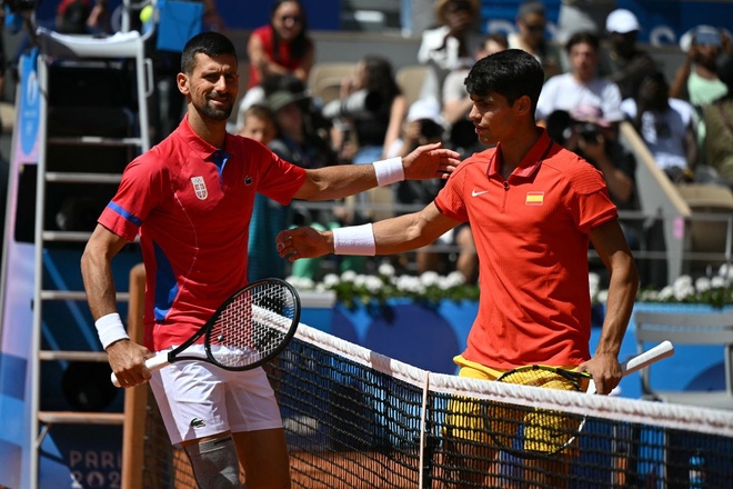 Djokovic ha Alcaraz anh 1