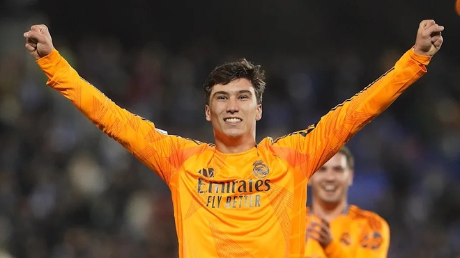 Sao trẻ Real Madrid đi vào lịch sử bóng đá Tây Ban Nha - Thể thao