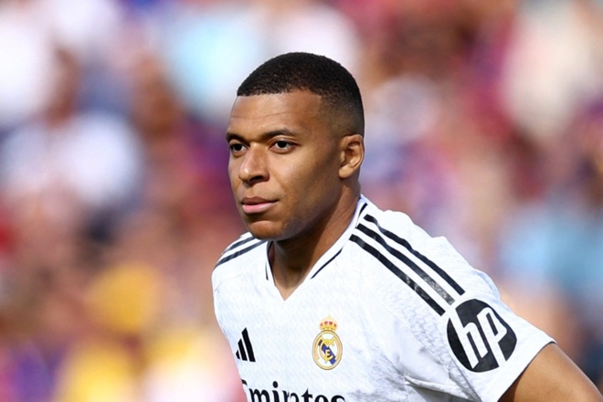 Mbappe quá đơn độc ở El Clasico - Thể thao