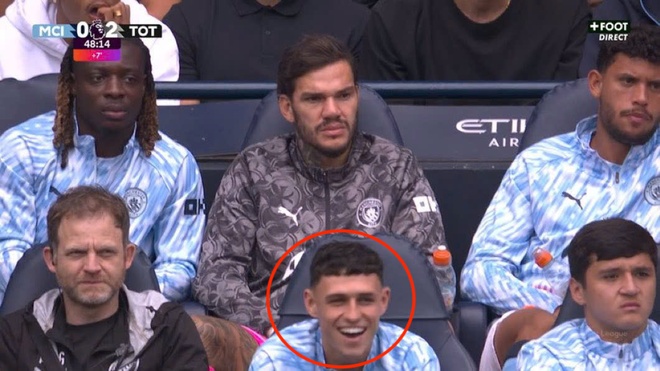 Foden cười tươi khi Man City thua 2 bàn - Thể thao