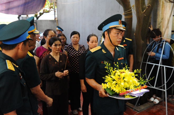 phi cong tran quang khai anh 19