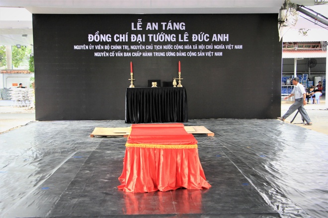 Quoc tang dai tuong le duc anh anh 3
