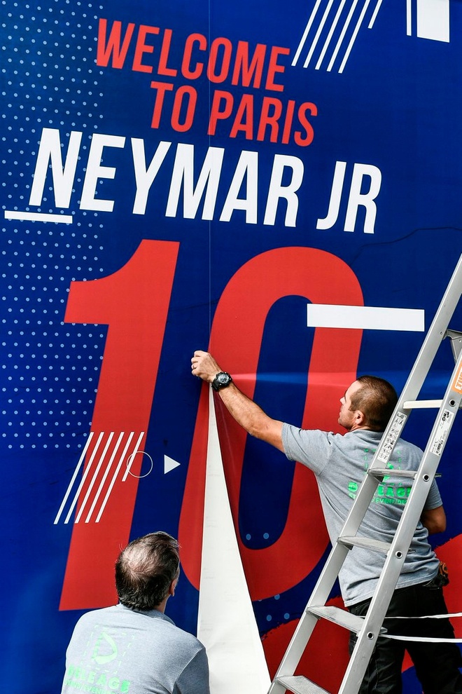 Neymar ra mat PSG anh 3