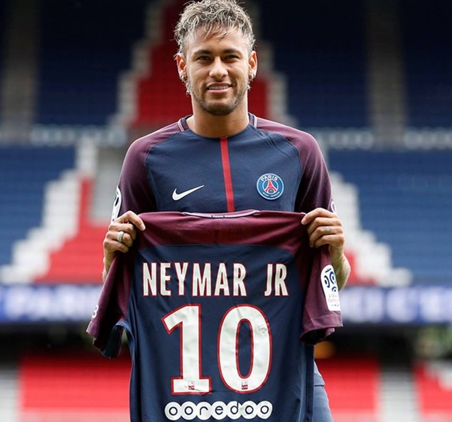 Neymar ra mat PSG anh 21