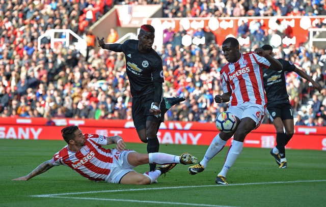 truc tiep Stoke vs Man Utd anh 17