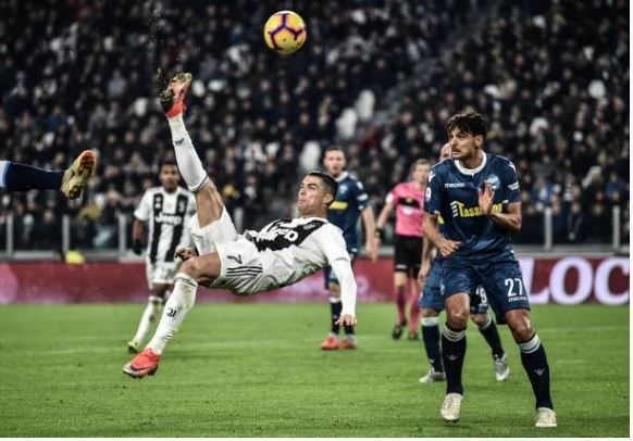 Juventus vs SPAL,  Ronaldo anh 19