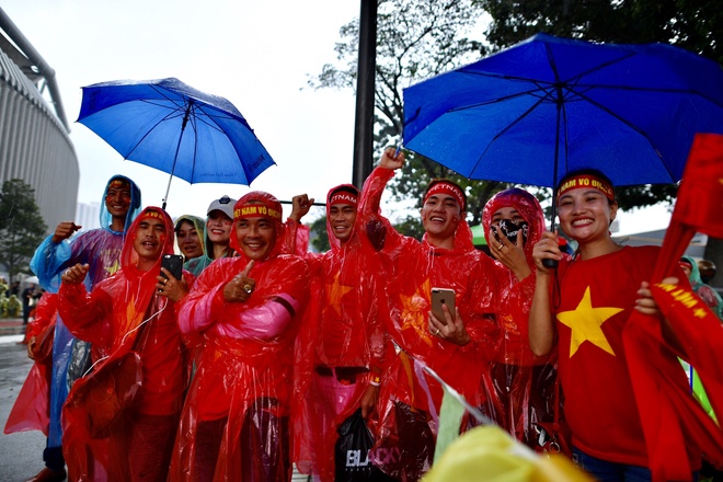 khong khi truoc tran chung ket luot di AFF Cup anh 36