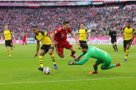 Bayern Munich vs Dortmund anh 18