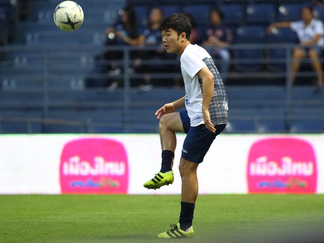 truc tiep Buriram vs Muangthong anh 13