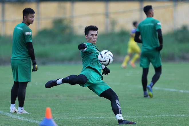 truc tiep U22 Viet Nam vs UAE anh 3