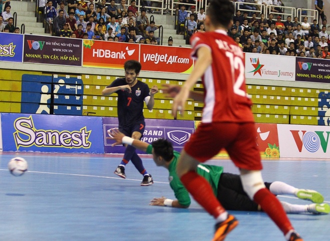 truc tiep futsal Viet Nam vs Thai lan anh 17