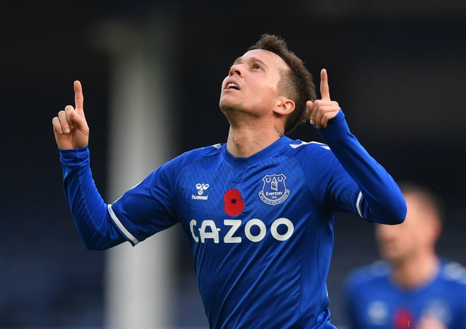 Everton dau Man Utd anh 20