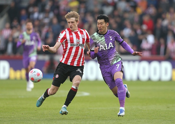 Tottenham dau Brentford anh 1