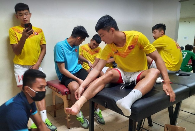 U19 Viet Nam vs Malaysia anh 8