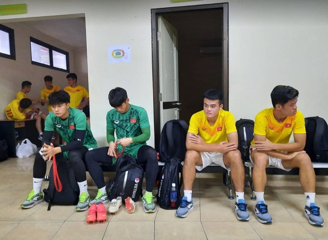 U19 Viet Nam vs Malaysia anh 9