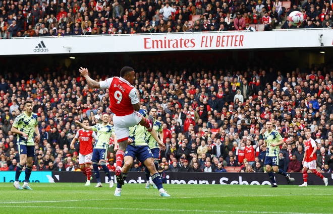 Arsenal dau Leeds anh 10