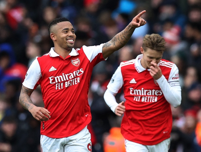 Arsenal dau Leeds anh 22