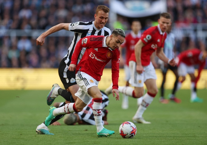 Newcastle dau Man United anh 19