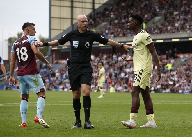 Burnley vs Arsenal anh 31