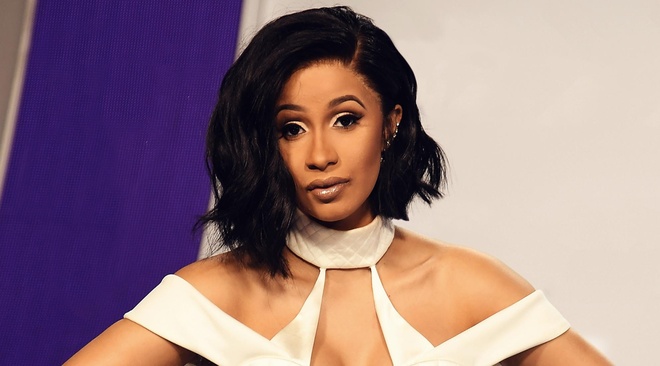 Cardi B bị truy tố 14 tội danh vì đánh ghen ở câu lạc bộ thoát y - Âm nhạc