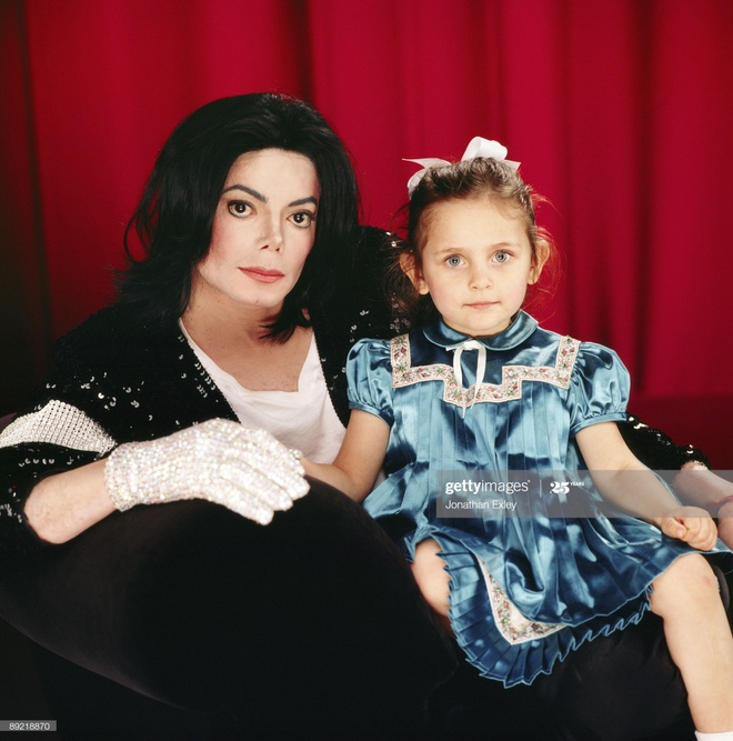 Con gái Michael Jackson từng sống bất cần sau khi bố mất - Giải trí