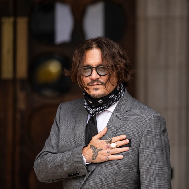 Vụ kiện của Johnny Depp và sự lạnh lùng ở Hollywood - Giải trí