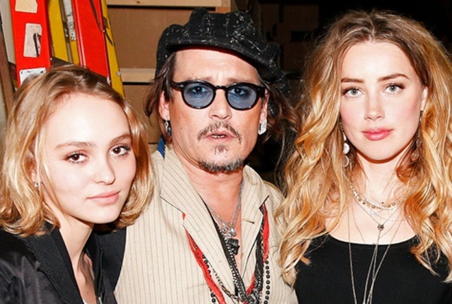 Lý do Lily-Rose Depp luôn im lặng - Giải trí