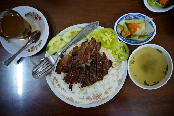 Chaa Kdam – Cua Nấu Tiêu Xanh